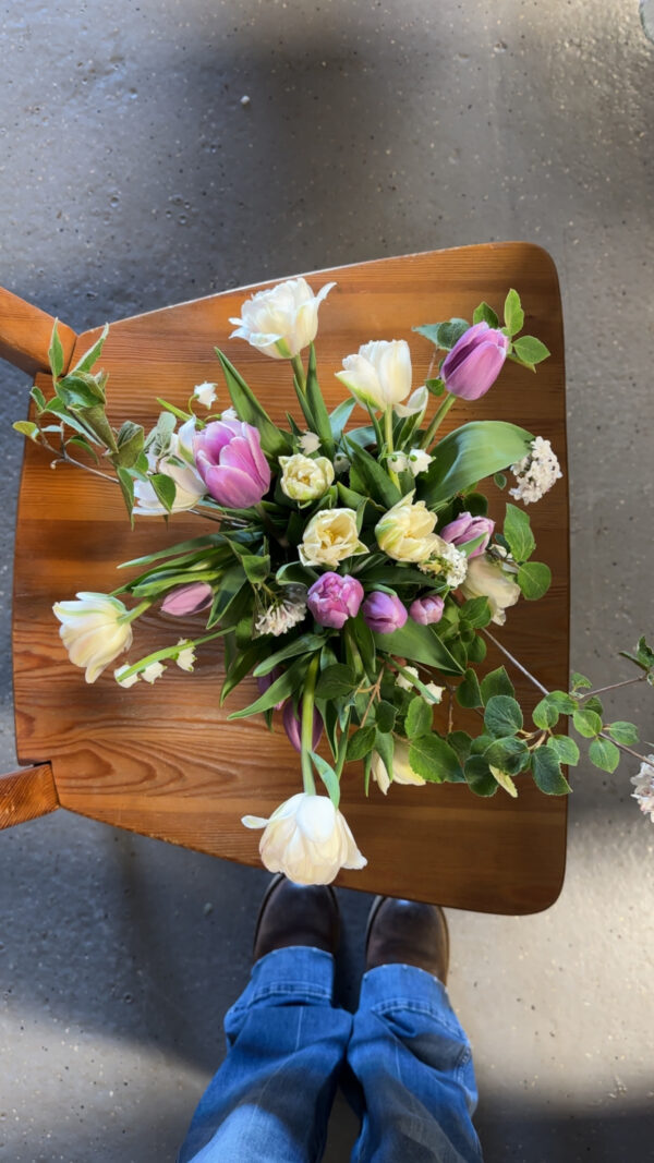 mother's day flowers: on farm pickup - Image 2